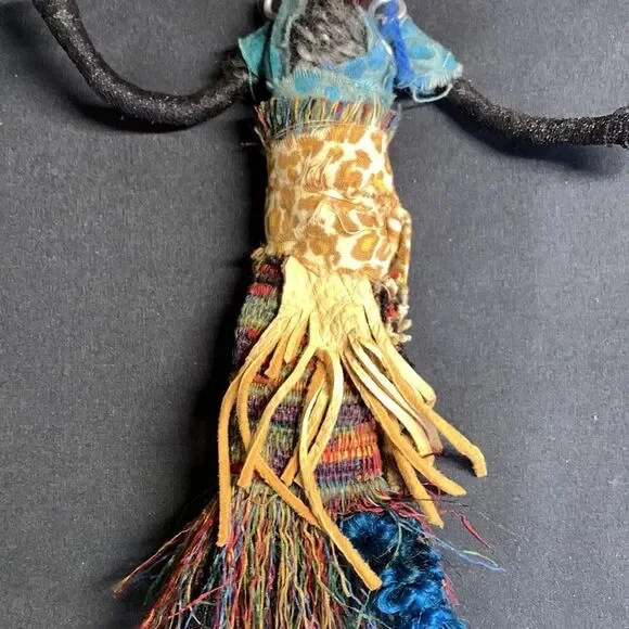 Handmade decorative Woman with hanger on the back - Picture 3 of 6